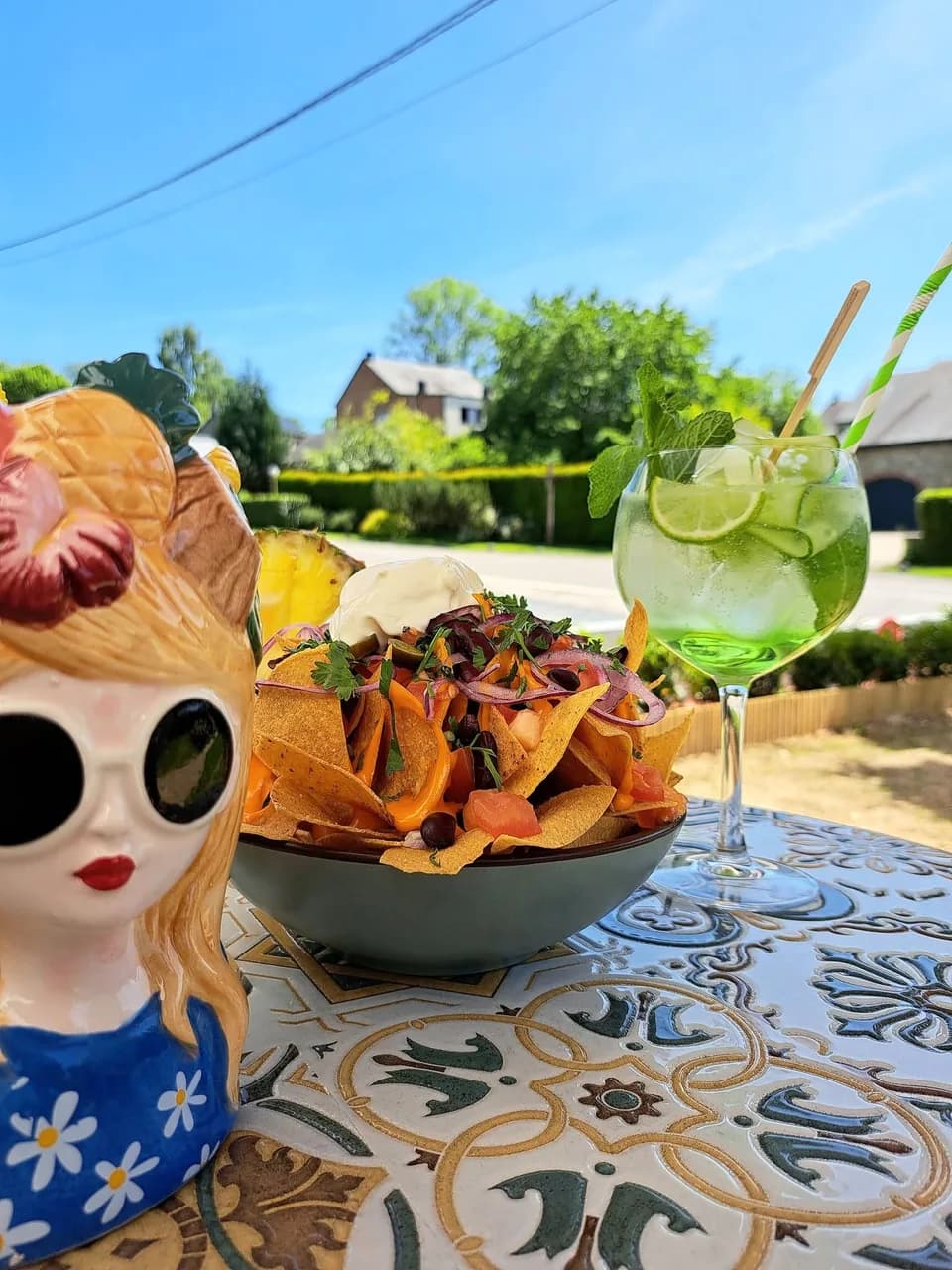 Tapas et cocktail sur la terrasse de Loba Loca